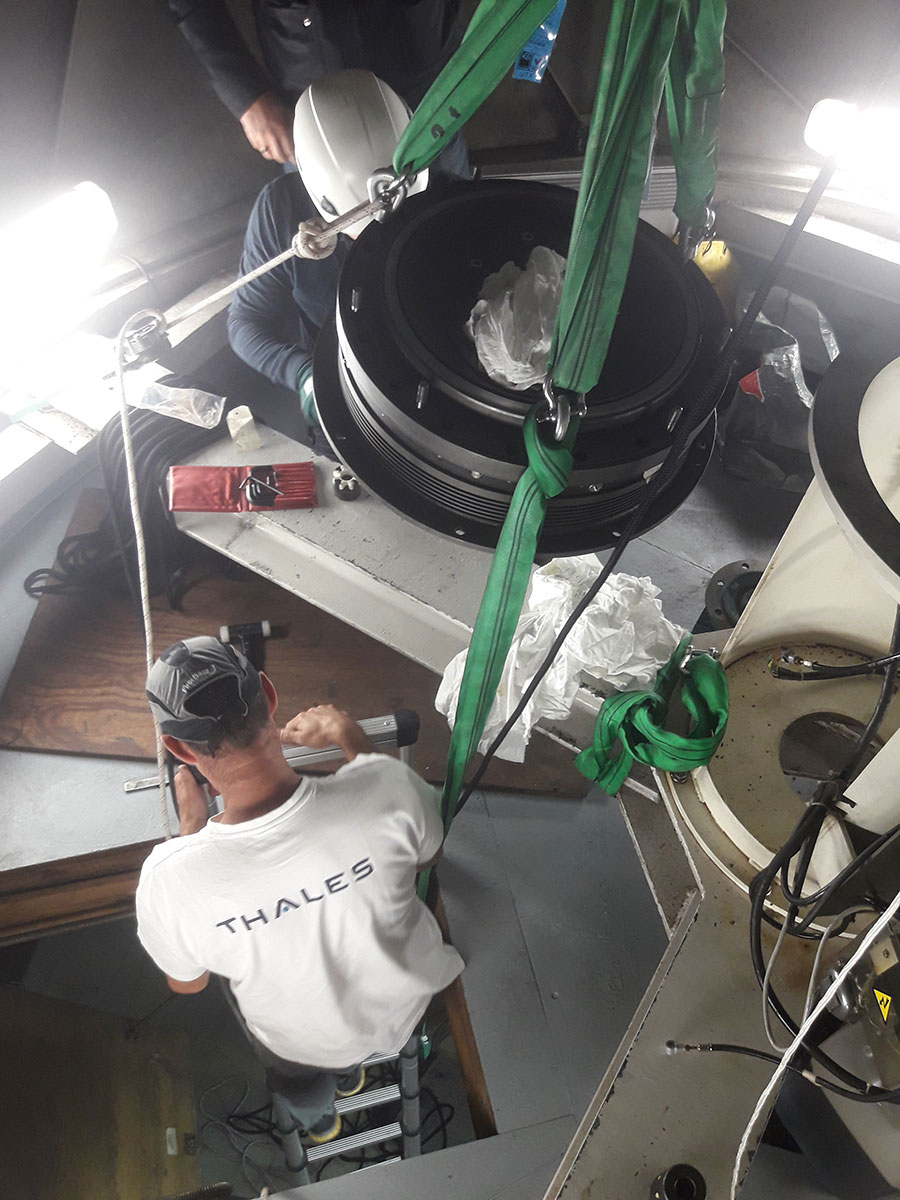 Remplacement moteur antenne radar Orly