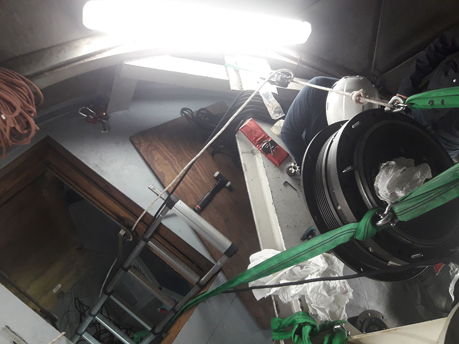 Remplacement moteur antenne radar Orly